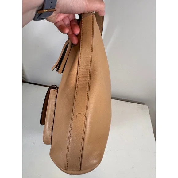 Coach Legacy Courtney Tan Leather Hobo Shoulder Bag with Turnlock Pocket - Picture 4 of 11